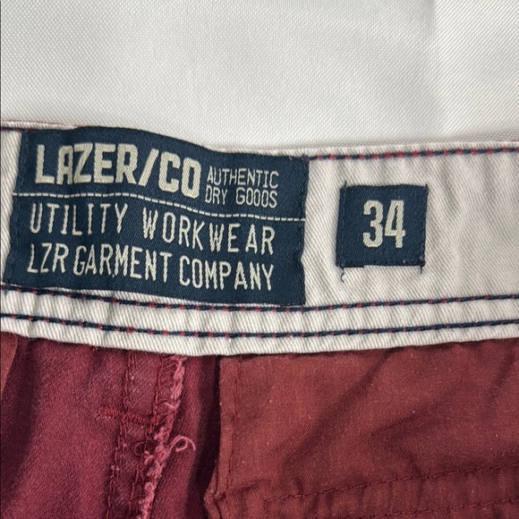 Red Cargo Shorts Knee-Length Cotton Blend - Picture 8 of 8